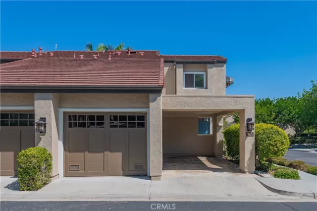 MLS: OC25145548 Condo For Sale