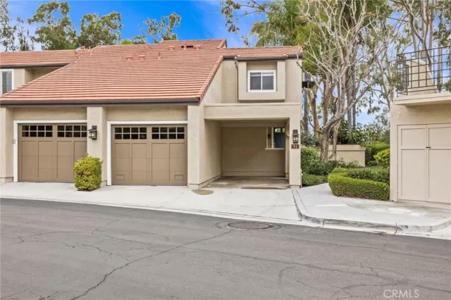 MLS: OC25145549 Condo For Sale