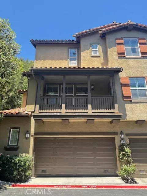 MLS: OC25145618 Condo For Sale