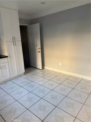 Photo #3: OC25146150 Listing 