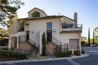 More Details about MLS # OC25146578 : 137 LA MIRAGE CIRCLE
