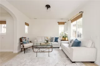 Photo #5: OC25146583 Listing