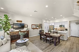 Photo #2: OC25146597 Listing 