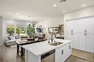 Photo #3: OC25146597 Listing 