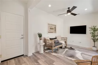 Photo #4: OC25146608 Listing 