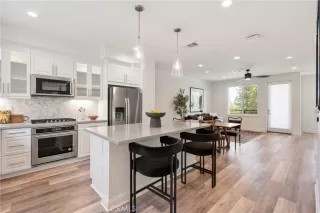 Photo #5: OC25146608 Listing 