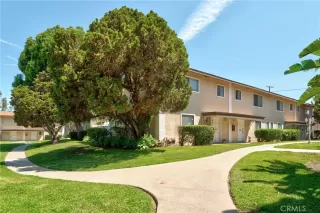 More Details about MLS # OC25146878 : 2525 N BOURBON STREET H1