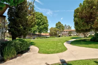 Photo #1: OC25146878 Listing