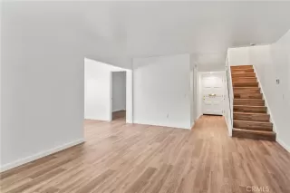 Photo #5: OC25146878 Listing