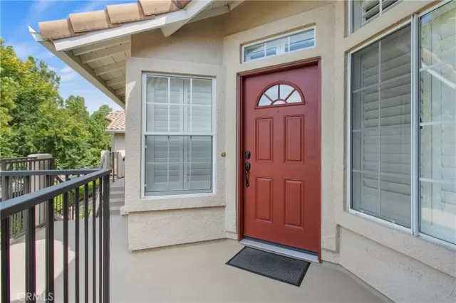 MLS: OC25146927 Condo For Sale