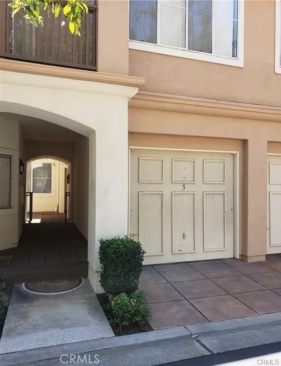 MLS: OC25146954 Condo For Sale