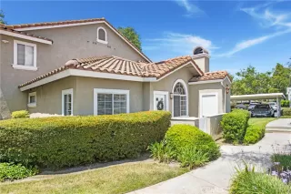 Photo #6: OC25147023 Listing 