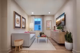 Photo #4: OC25147601 Listing 