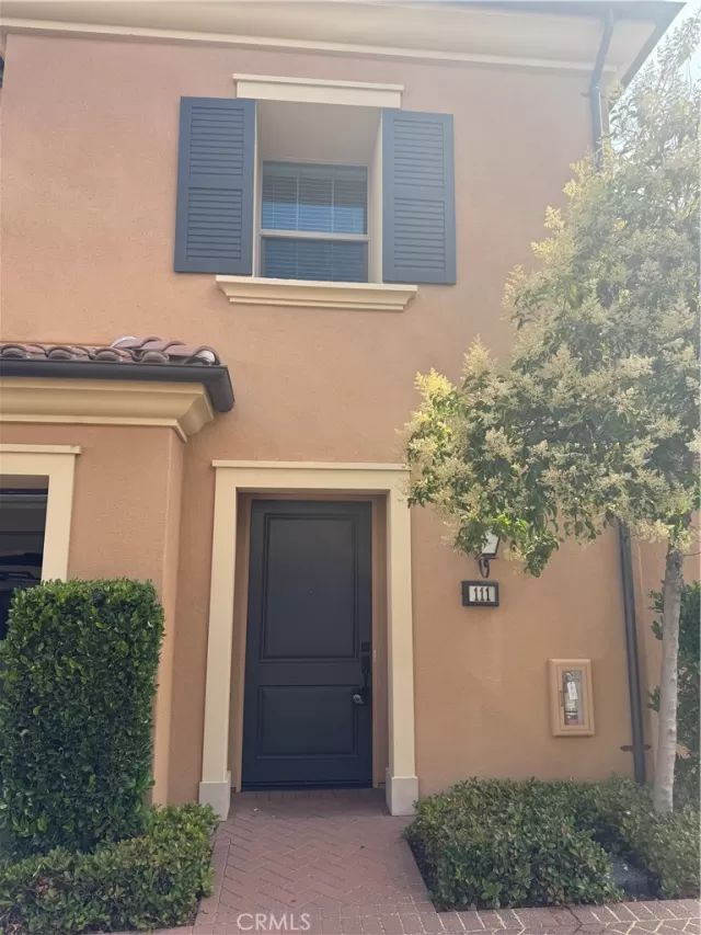 MLS: OC25148035 Condo For Sale