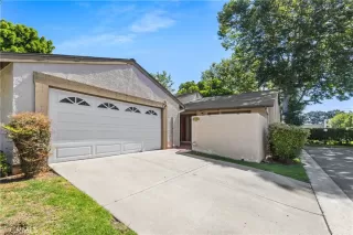 Photo #3: OC25148072 Listing 