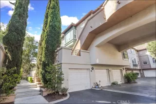 Photo #3: OC25148598 Listing