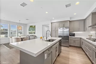 Photo #6: OC25148809 Listing 