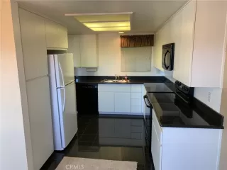 Photo #6: OC25148830 Listing