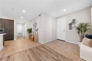 Photo #3: OC25149158 Listing 