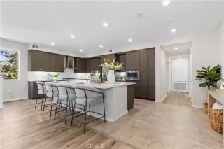 Photo #4: OC25149158 Listing 