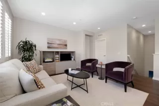 Photo #3: OC25149160 Listing 