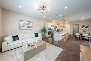 Photo #2: OC25150122 Listing