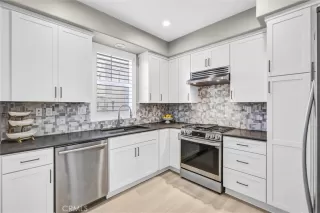 Photo #1: OC25150125 Listing