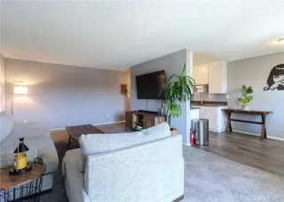 Photo #3: OC25150406 Listing 