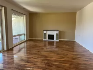 Photo #5: OC25150546 Listing 