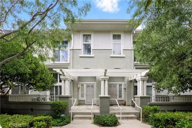 MLS: OC25150610 Condo For Sale