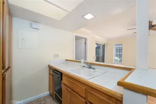 Photo #6: OC25150766 Listing