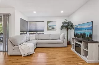 Photo #2: OC25151018 Listing 