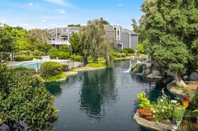 MLS: OC25151037 Condo For Sale