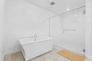 Photo #6: OC25151063 Listing