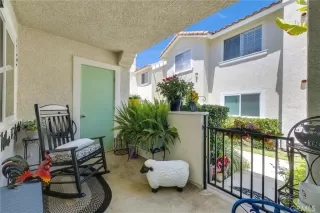 Photo #4: OC25151106 Listing 