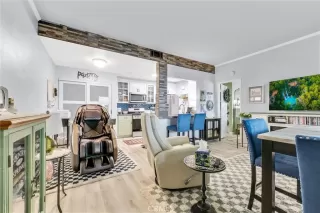 Photo #5: OC25151106 Listing 