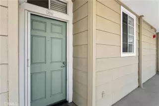 Photo #2: OC25151109 Listing 