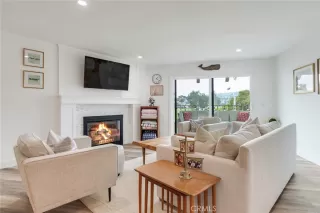 Photo #3: OC25151336 Listing 