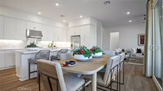 Photo #3: OC25151652 Listing