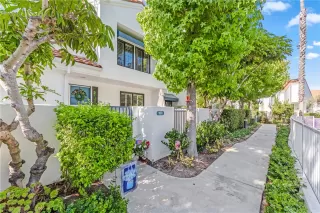 Photo #1: OC25151827 Listing 