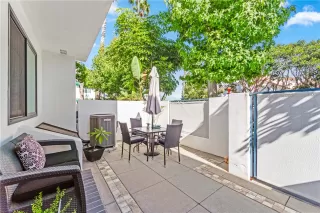 Photo #3: OC25151827 Listing 