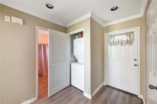 Photo #5: OC25151838 Listing