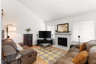 Photo #4: OC25152444 Listing