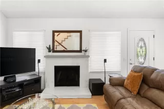 Photo #5: OC25152444 Listing