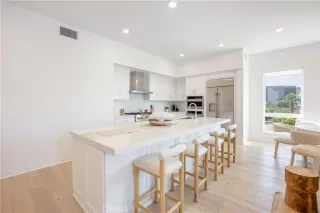 Photo #3: OC25152771 Listing 