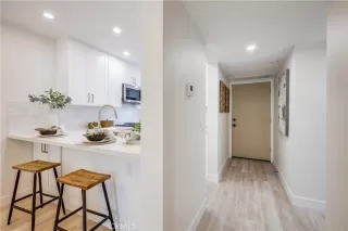 Photo #5: OC25153107 Listing 