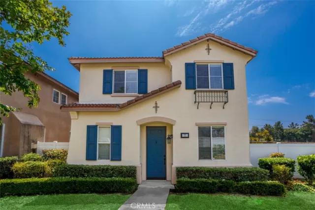 MLS: OC25153111 Condo For Sale