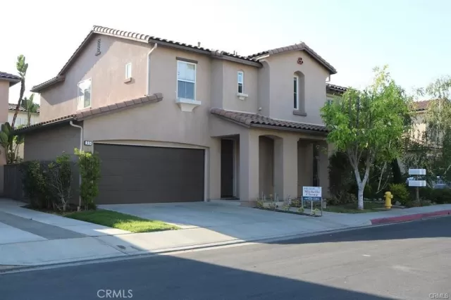 MLS: OC25153129 Condo For Sale