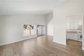 Photo #6: OC25153287 Listing