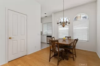 Photo #4: OC25153357 Listing 